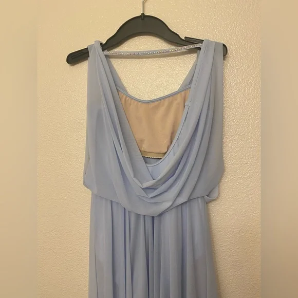 floral appliqué satin maxi dress Renesmee Yellow Floral Print Satin Maxi Dress - US 14